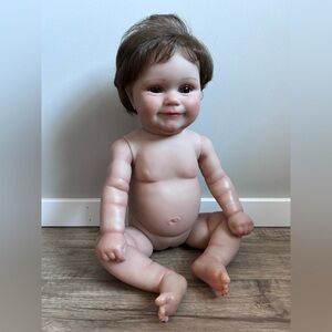 Reborn lifelike Realistic Baby girl Doll with Brown Hair brown eyes